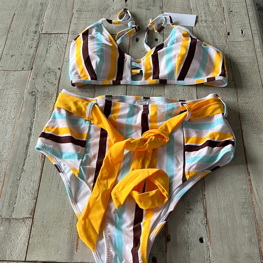 NWT Modihito Two Piece Large Swimsuit